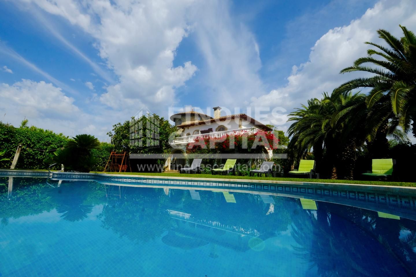 Exterior view of House or chalet for sale in Mont-roig del Camp  with Private garden, Parquet flooring and Terrace
