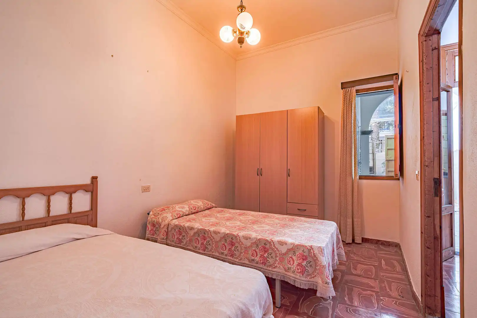 Dormitori de Casa o xalet en venda en Santa Margalida amb Terrassa, Moblat i Balcó