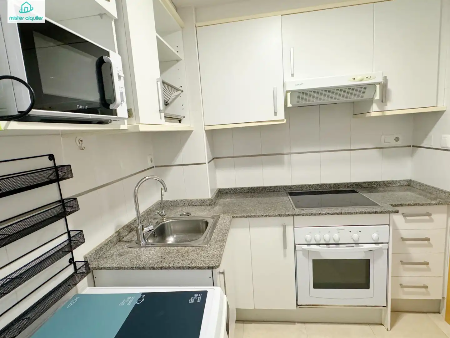 Kitchen of Apartments for rent in El Campello  with Air Conditioner, Private garden and Terrace