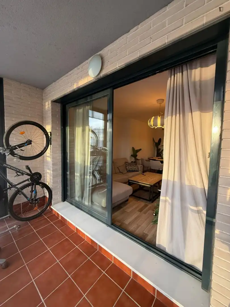 Habitació a Paus - Poligono San Blas