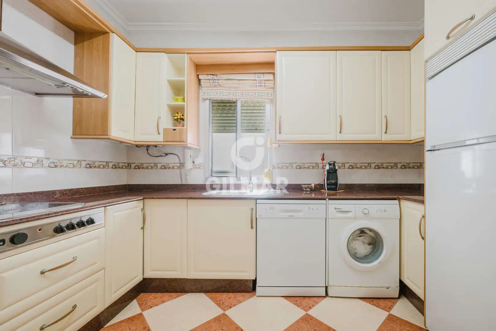 Cocina de Piso en venta en Cádiz con Calefacción