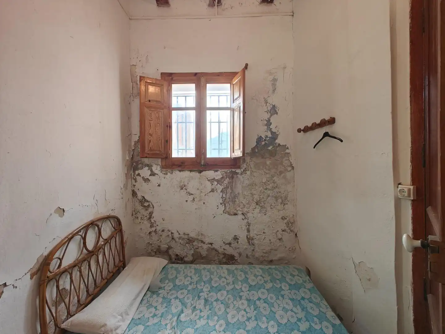 Habitación de Edificio en venta en Dos Aguas