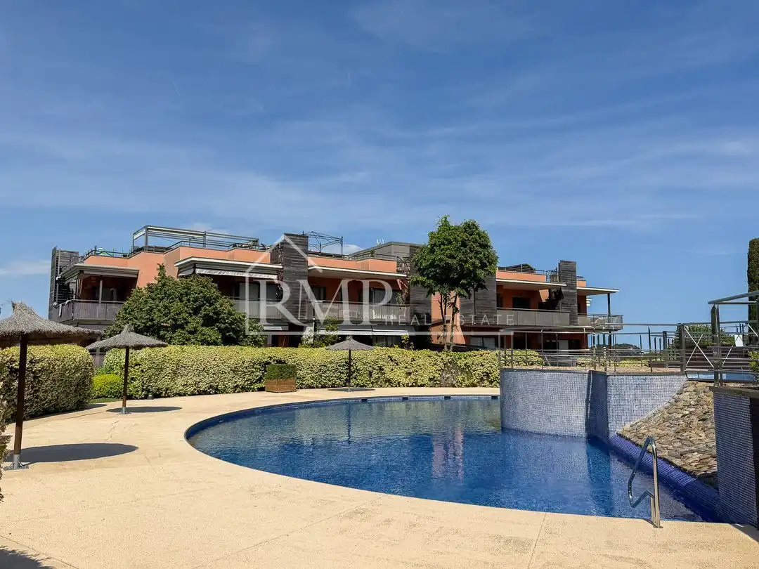 Appartamento con piscina in vendita a Santa Clotilde
