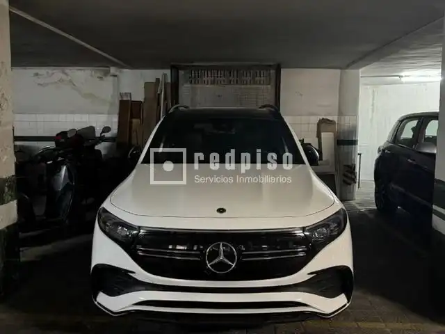 Aparcament de Garatge en venda en Madrid