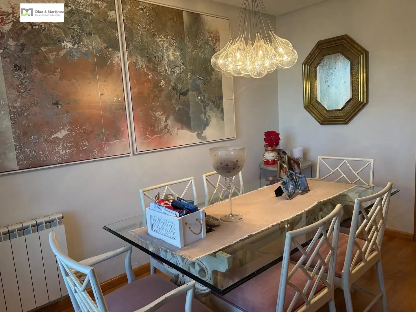 Comedor de Casa o chalet en venta en San Andrés del Rabanedo con Calefacción, Jardín privado y Parquet