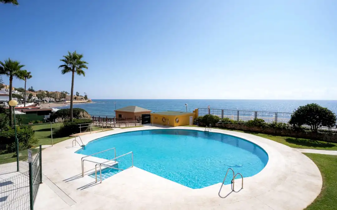 Habitatge amb piscina en venda a Urbanizacion Alhamar 11, imagen 16