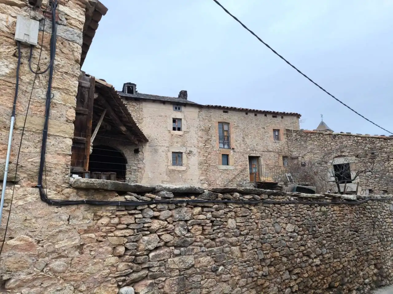 Außenansicht von Country house zum Verkauf in Bellver de Cerdanya mit Privatgarten und Terrasse