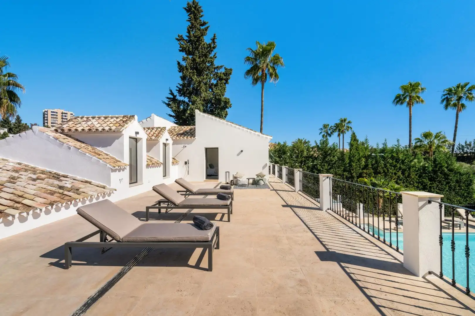 Villa mit Pool zum Verkauf in Nueva Andalucía, imagen 24
