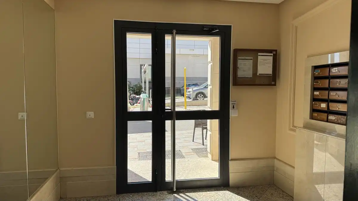 Ático en venta en Fuengirola con Aire acondicionado, Amueblado y Piscina comunitaria