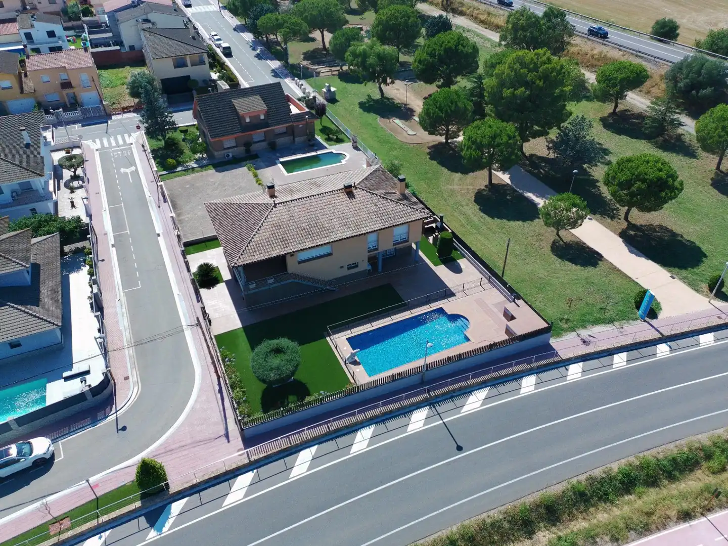 Exterior view of Houses for sale in Vilamalla  with Air Conditioner, Heating and Private garden