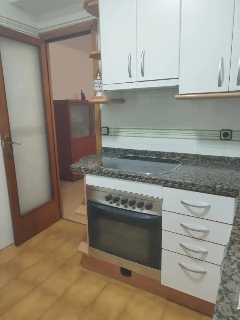 Kitchen of Flat for sale in Barcelona  with Heating, Oven and Balcony
