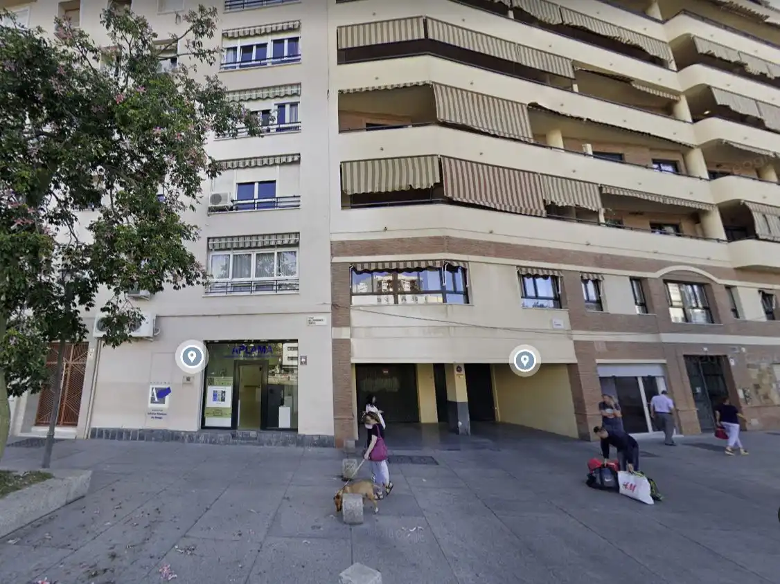 Vista exterior de Garatge de lloguer en Málaga