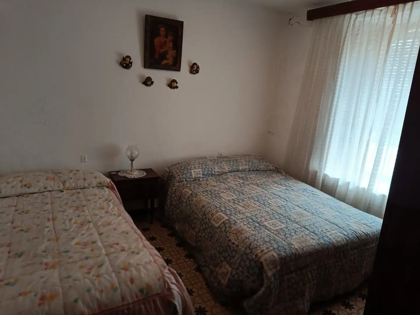 Schlafzimmer von Haus oder Chalet zum Verkauf in Brenes mit Klimaanlage, Möbliert und Balkon