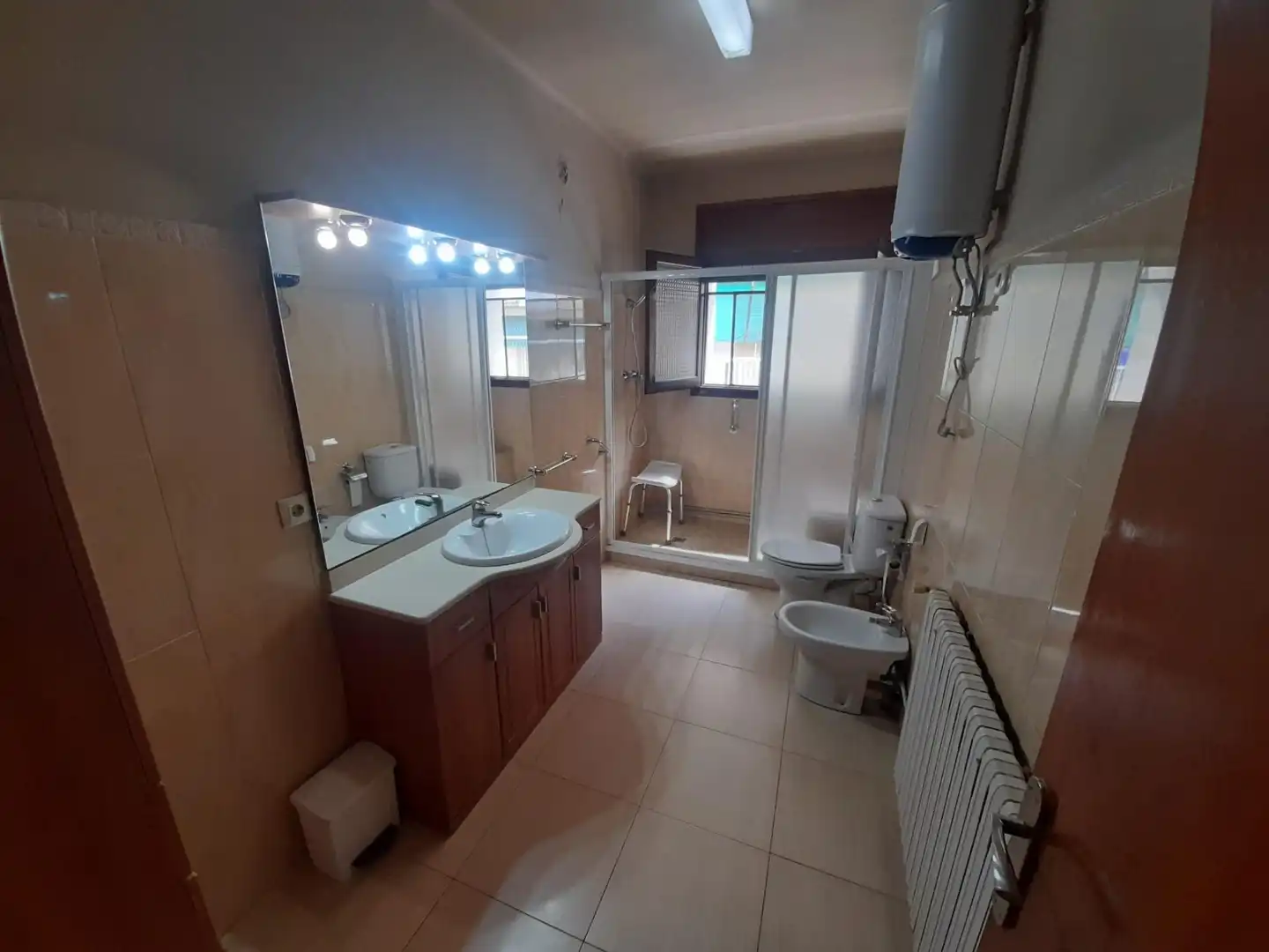 Bany de Casa o xalet en venda en Sabadell amb Aire condicionat, Jardí privat i Terrassa