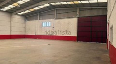 Foto 3 von Fabrikhallen zur Miete in Valmojado, Toledo