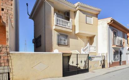 Exterior view of House or chalet for sale in Las Gabias  with Air Conditioner