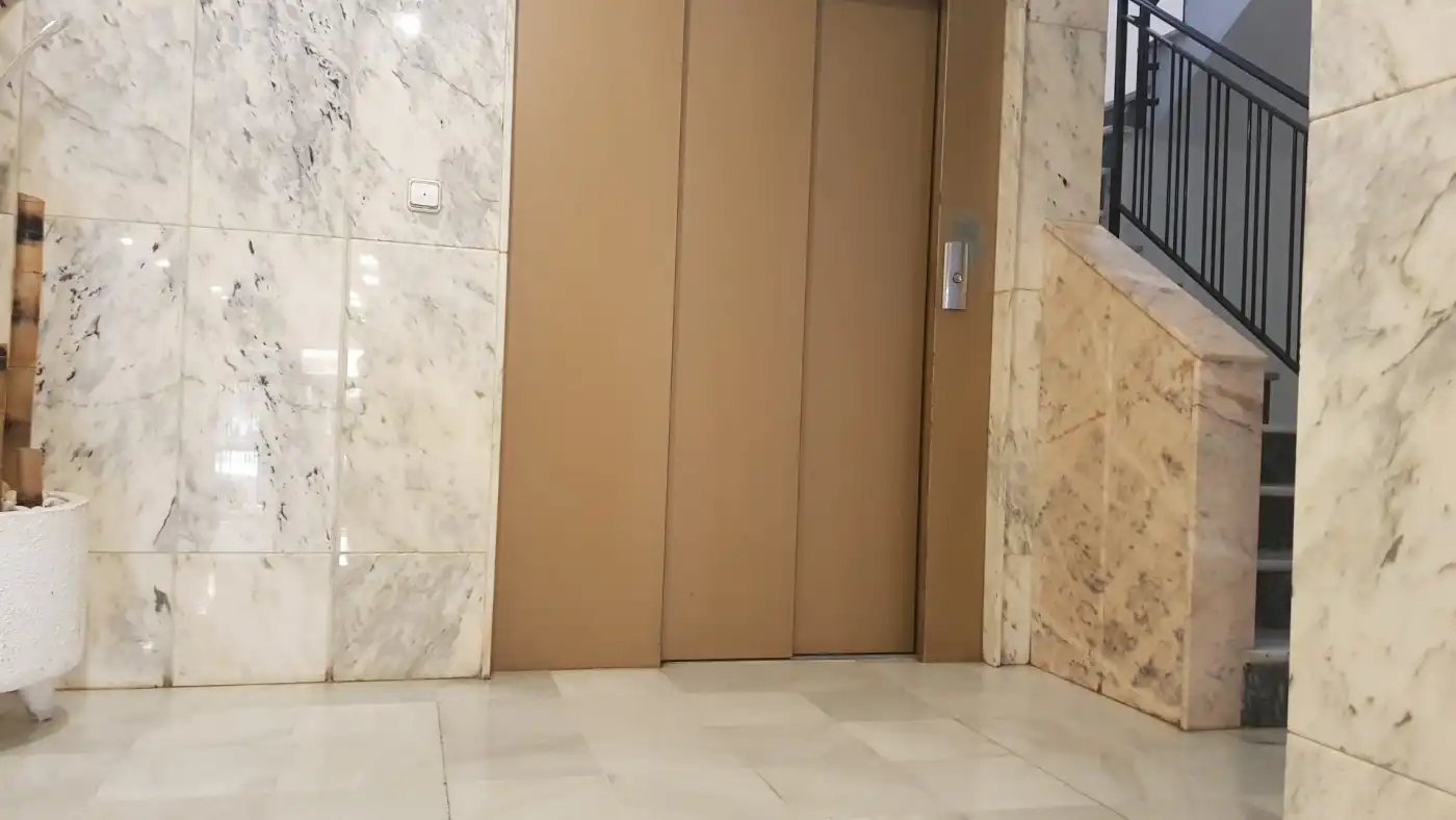 Pis en venda en Elche / Elx amb Terrassa i Balcó