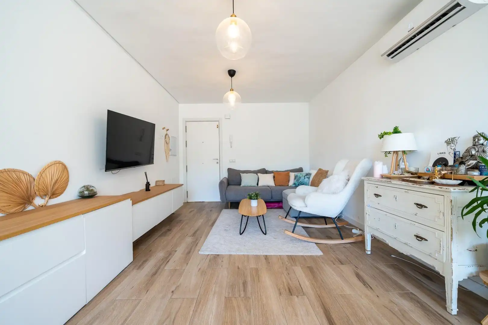 Sala d'estar de Pis en venda en  Palma de Mallorca amb Aire condicionat i Piscina comunitària