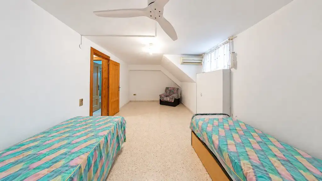 Casa adosada en venta en Vélez-Málaga con Amueblado