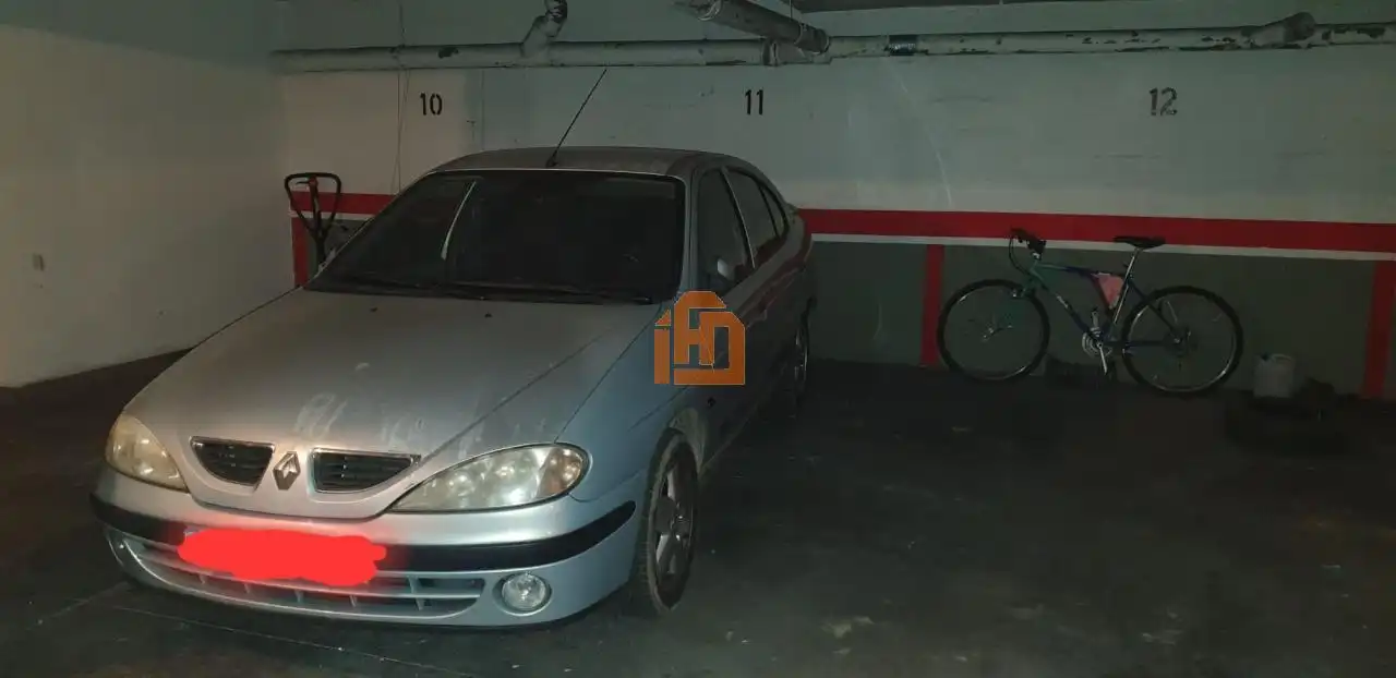 Parking of Garage for sale in León Capital 