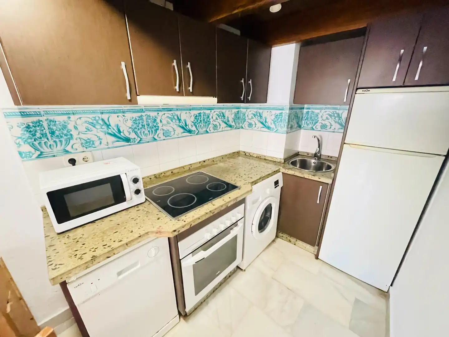 Cuina de Dúplex de lloguer en Málaga amb Aire condicionat, Calefacció i Moblat
