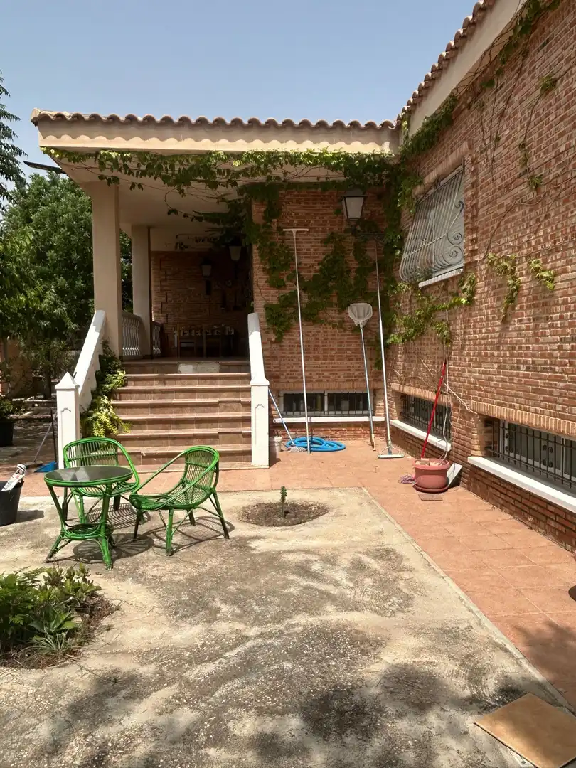 Terrassa de Casa o xalet en venda en San Vicente del Raspeig / Sant Vicent del Raspeig amb Aire condicionat, Calefacció i Jardí privat