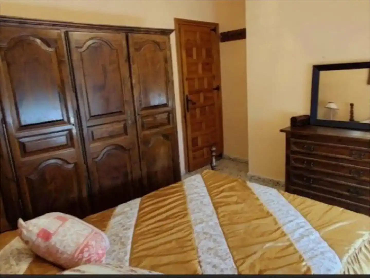 Dormitori de Casa o xalet en venda en San Pablo de los Montes amb Balcó