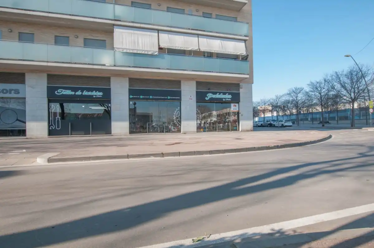 Local comercial de lloguer a Zona Industrial, imagen 4