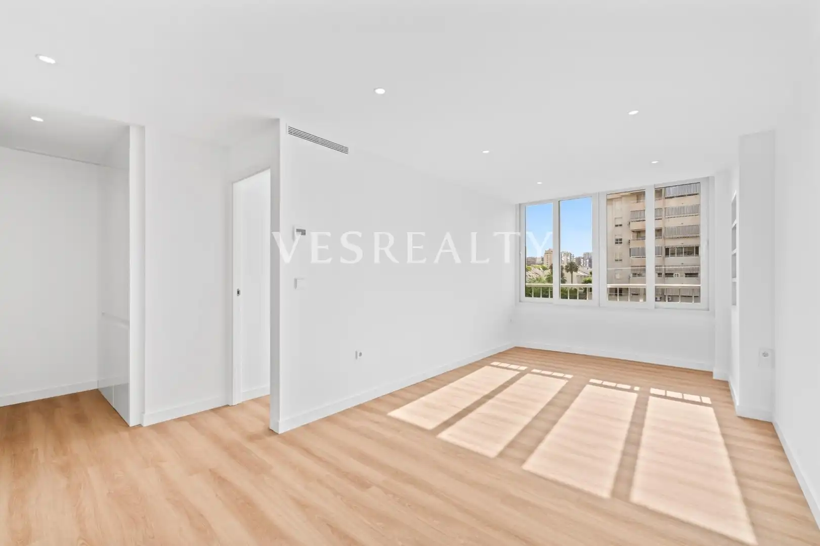 Habitación de Piso en venta en Alicante / Alacant con Aire acondicionado y Piscina comunitaria