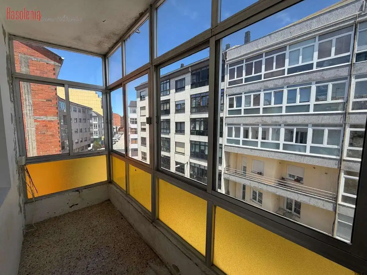 Vista exterior de Piso en venta en Lugo con Calefacción