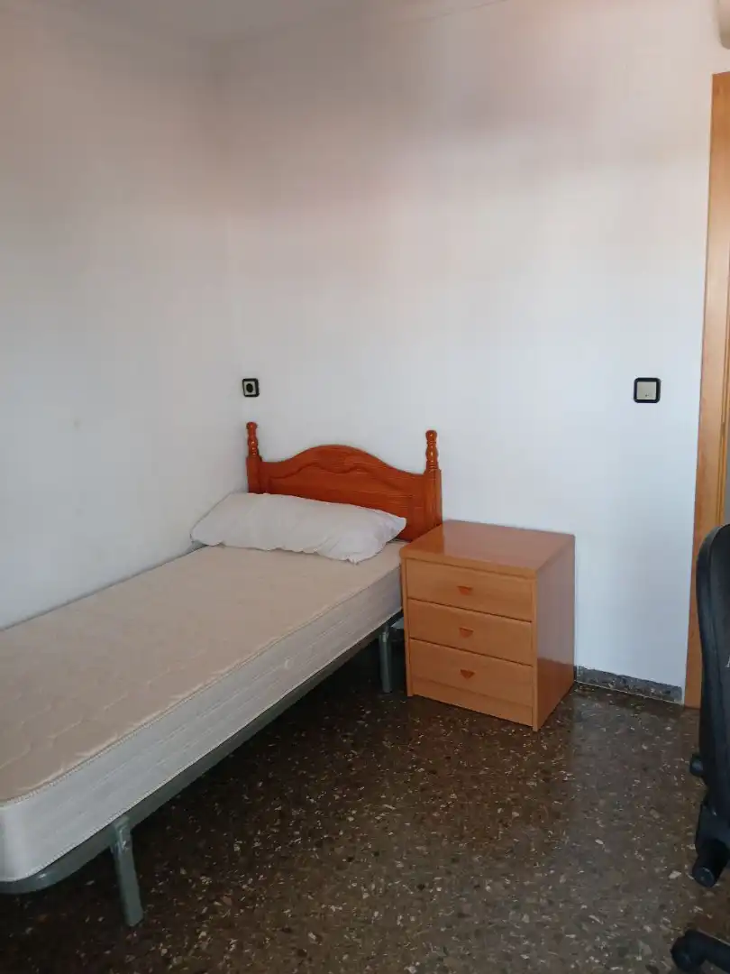 Appartamento con ascensore in affitto a Algirós, imagen 3