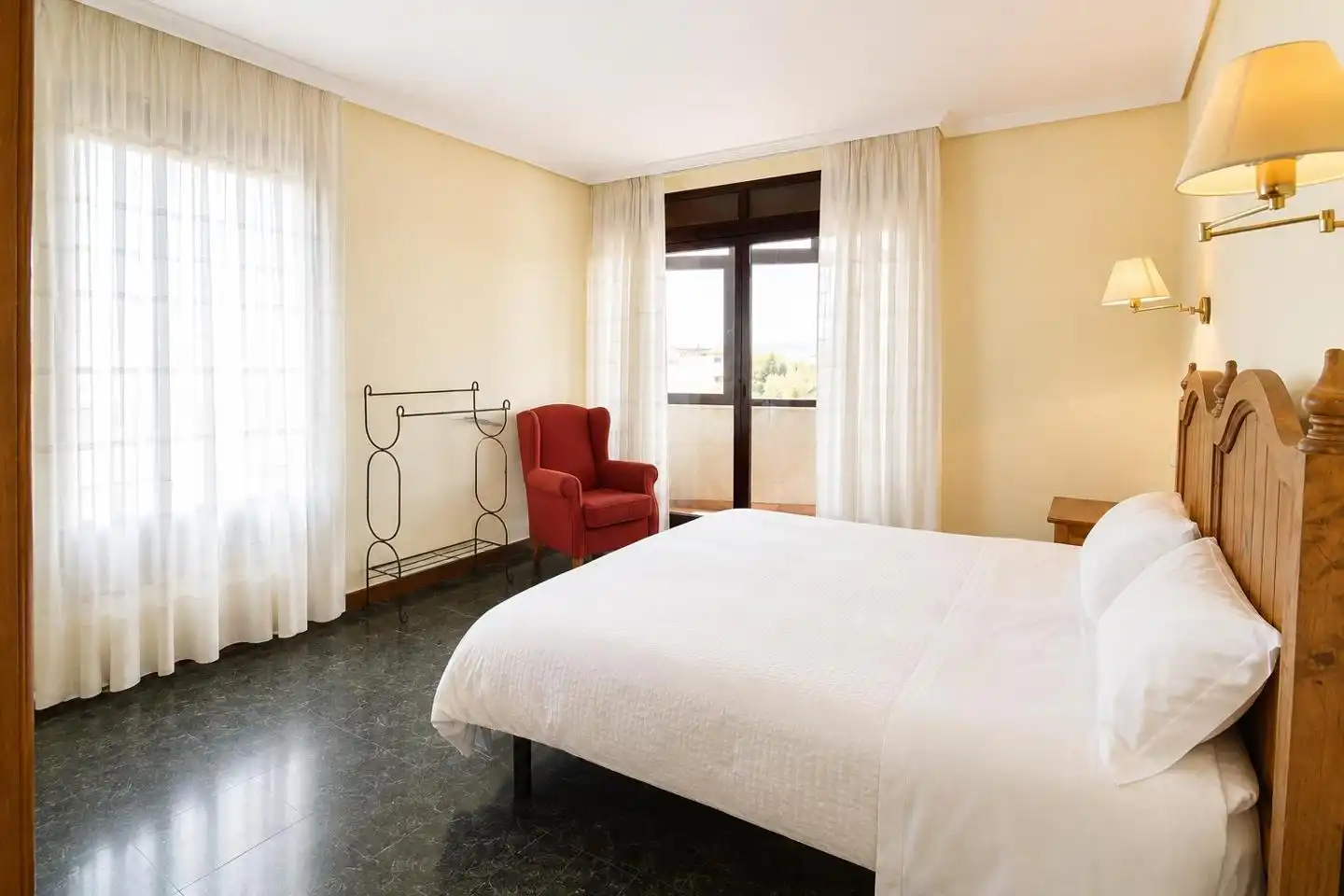 Habitación de Casa o chalet en venta en Alcazarén con Calefacción, Jardín privado y Trastero