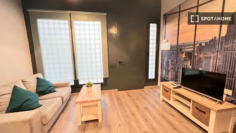 Flat for rent in Almenara -Ventilla