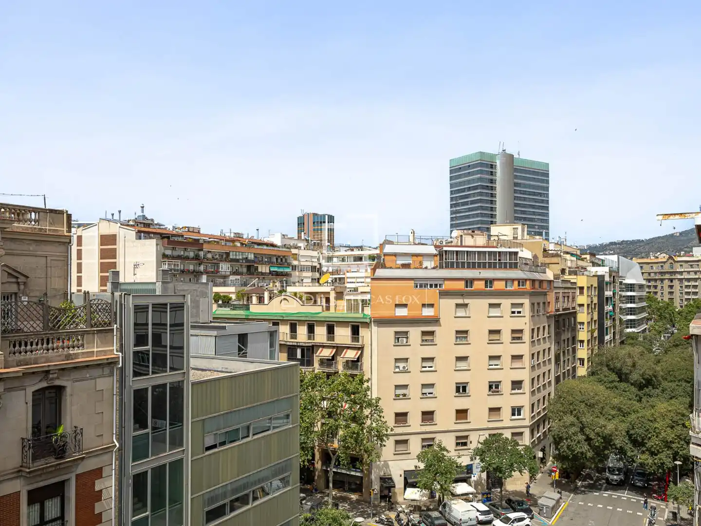 Außenansicht von Wohnung zur Miete in Barcelona mit Klimaanlage, Parkett und Terrasse