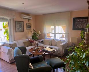 Sala d'estar de Pis en venda en Terrassa amb Aire condicionat, Calefacció i Parquet