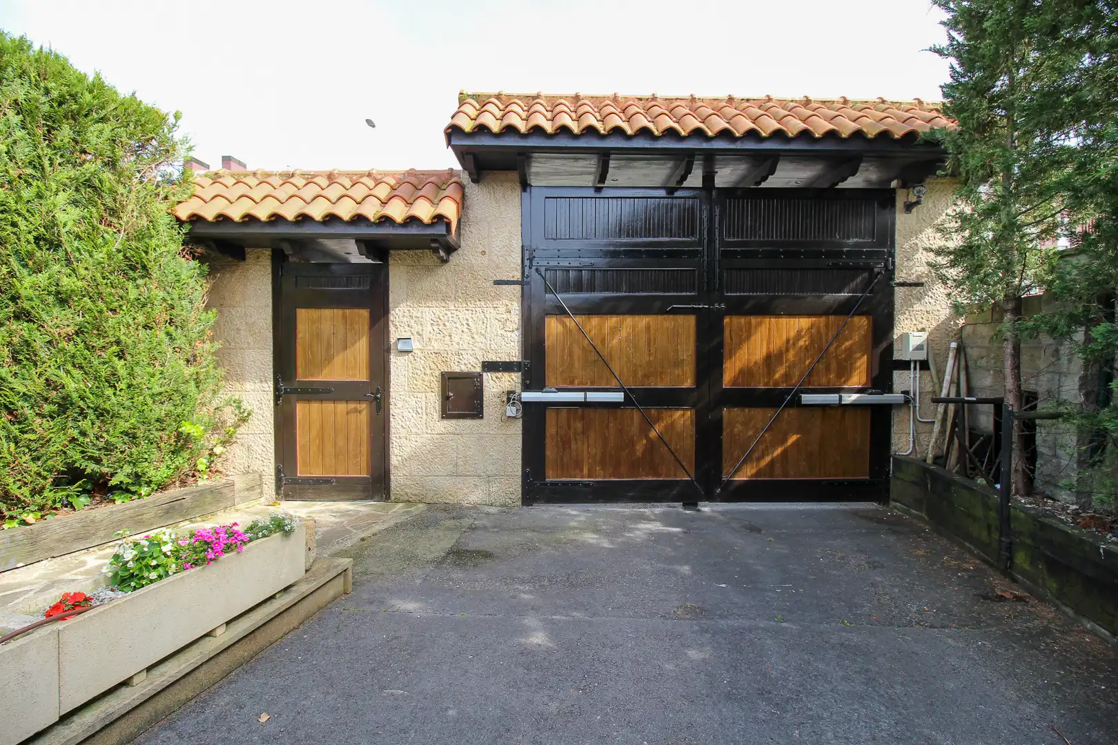 Vista exterior de Casa o chalet en venta en Santa Cruz de Bezana con Calefacción, Jardín privado y Terraza