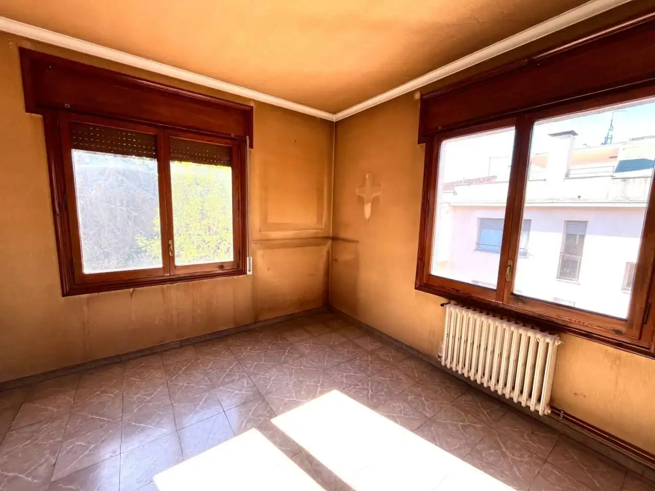 Dormitori de Casa o xalet en venda en Girona amb Calefacció, Jardí privat i Terrassa