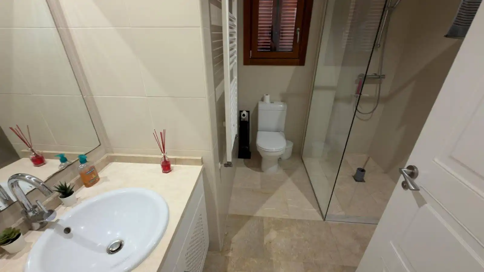 Baño de Casa o chalet de alquiler en Murcia con Piscina y Amueblado