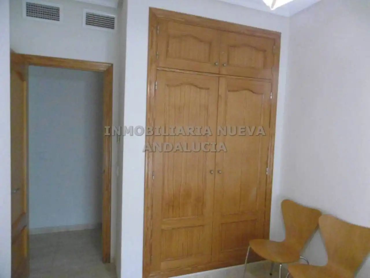 Schlafzimmer von Wohnung zur Miete in Almería mit Klimaanlage, Heizung und Terrasse