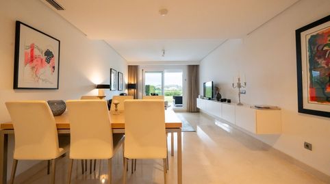 Foto 2 de Piso en venta en Carretera de Benahavis, 233, El Paraíso, Benahavís