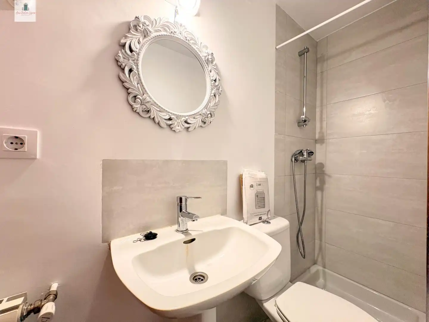Bathroom of Flat for rent in Badajoz  with Air Conditioner, Heating and Furnished