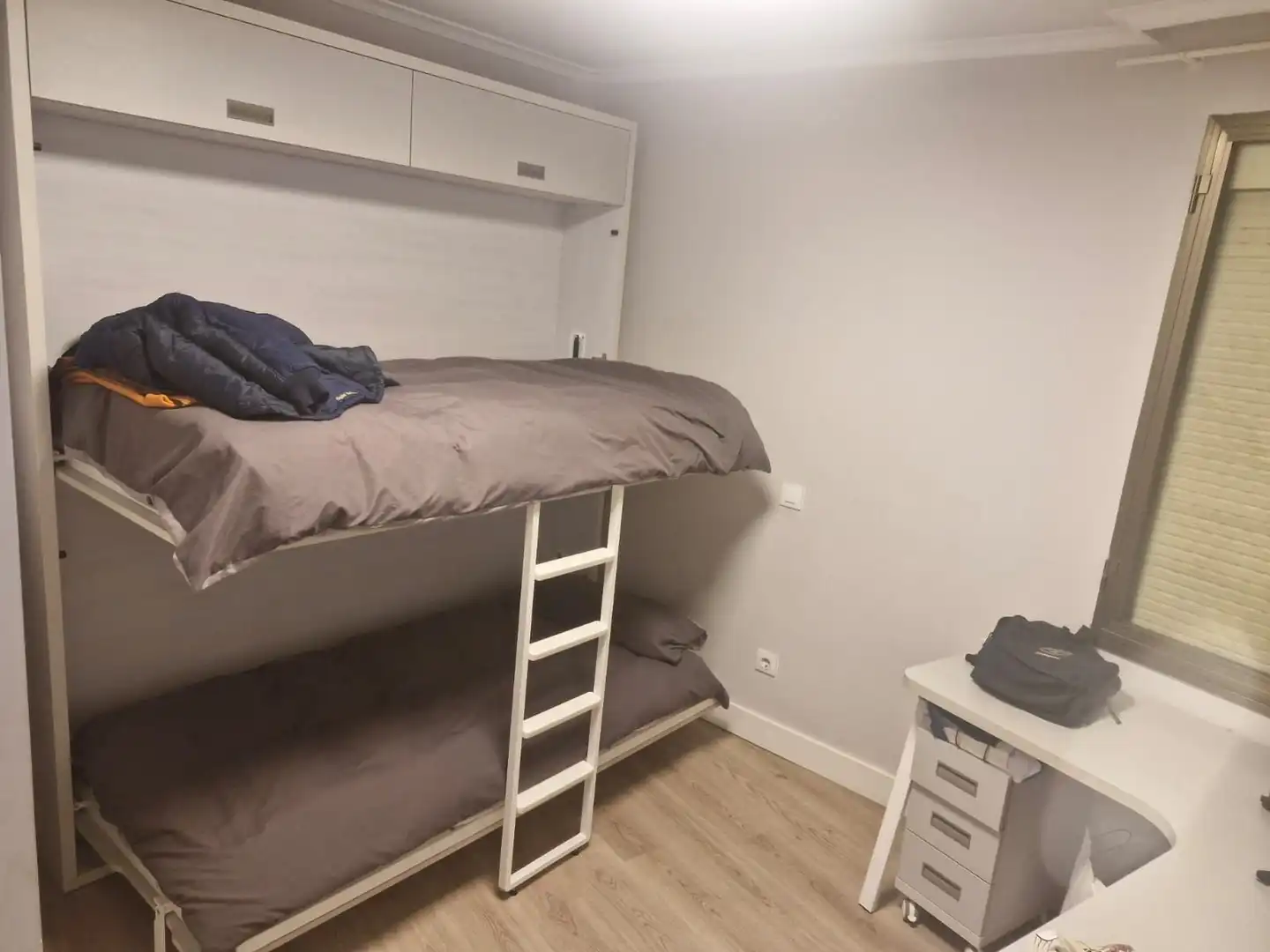 Bedroom of Flat for sale in  Logroño  with Heating