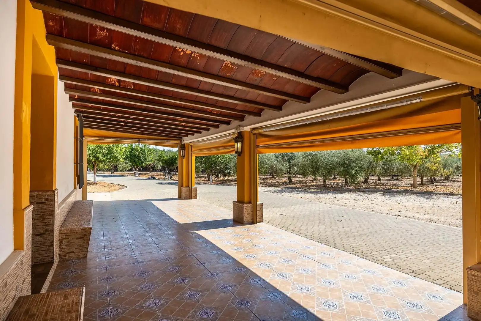 Finca rústica en venta en Carmona con Calefacción, Jardín privado y Terraza