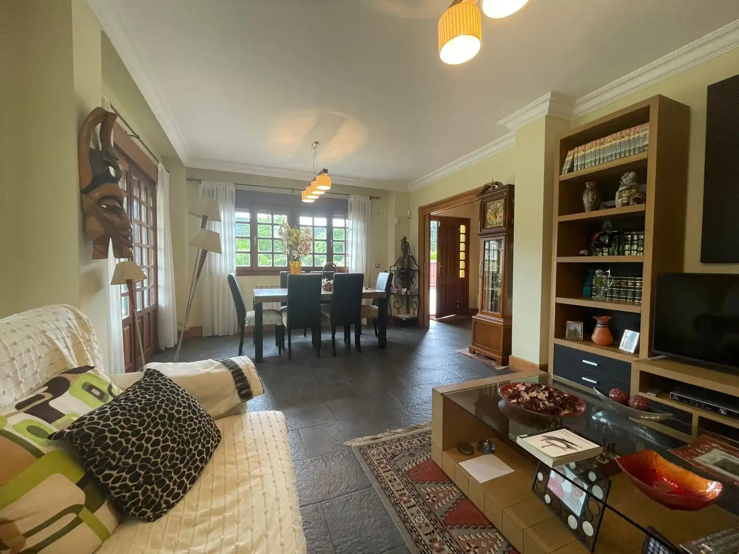 Comedor de Casa adosada en venta en Guriezo con Calefacción, Jardín privado y Terraza