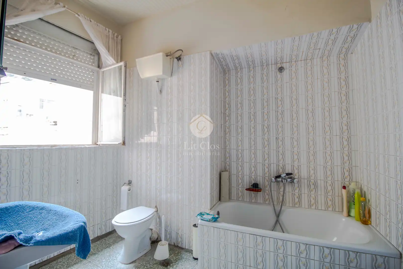 Badezimmer von Country house zum Verkauf in O Bolo  mit Privatgarten, Terrasse und Möbliert
