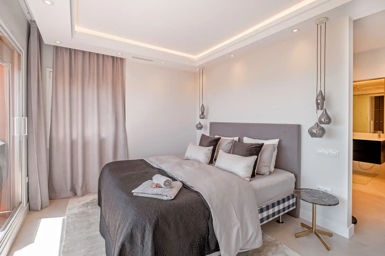 Habitación de Apartamento en venta en Marbella