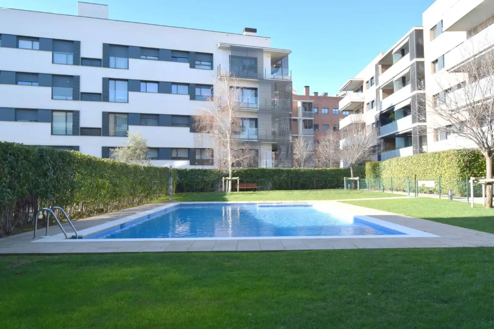 Piscina de Planta baja en venta en Sant Cugat del Vallès con Aire acondicionado, Calefacción y Jardín privado