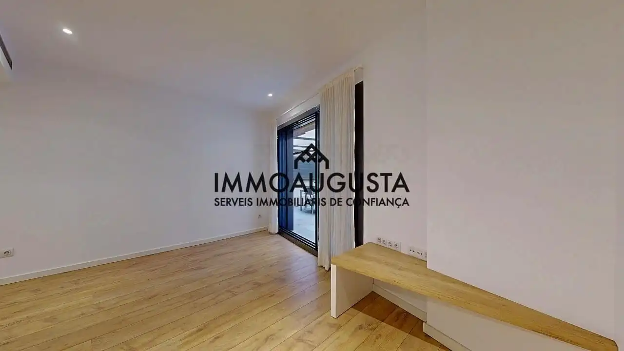 Vista exterior de Dúplex de lloguer en Barcelona amb Aire condicionat, Calefacció i Parquet