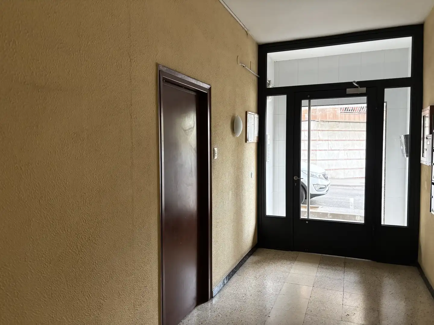 Piso en venta en Rubí con Calefacción, Amueblado y Horno