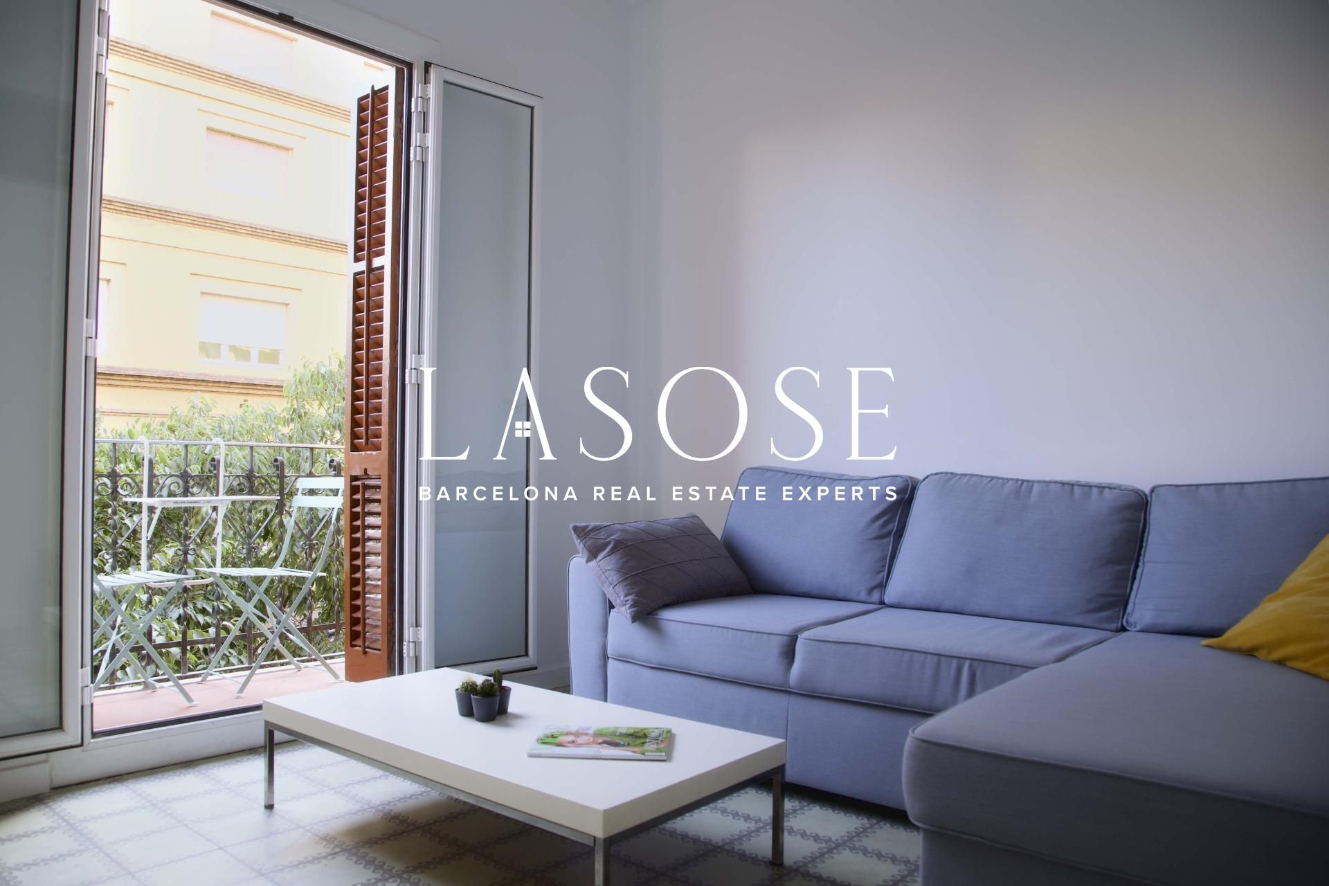 Exterior view of Flat to rent in  Barcelona Capital  with Air Conditioner, Heating and Balcony